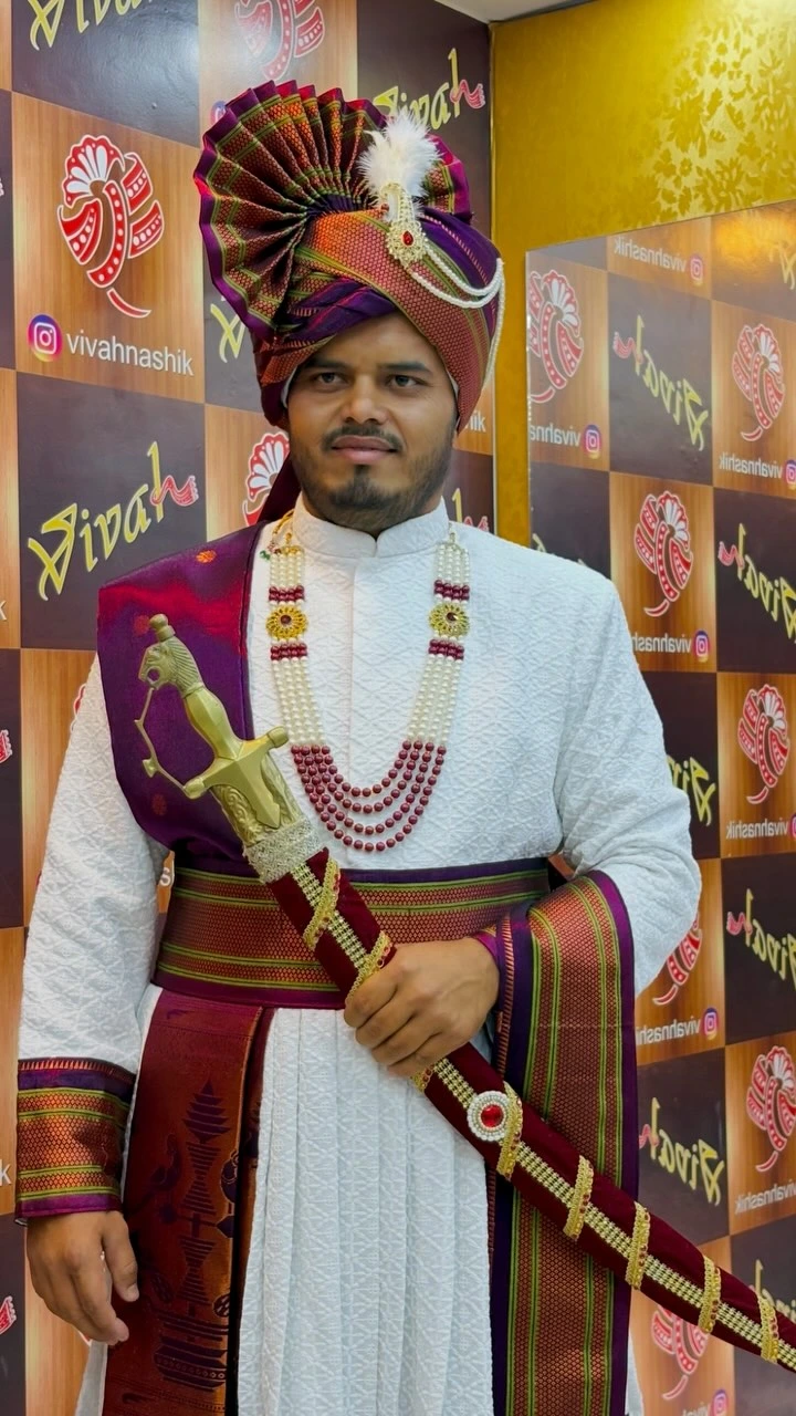 Authentic Maharashtrian Peshwai angrakha regalia with Paithani border shela, shahi pagadi, kamarbandh and talwar